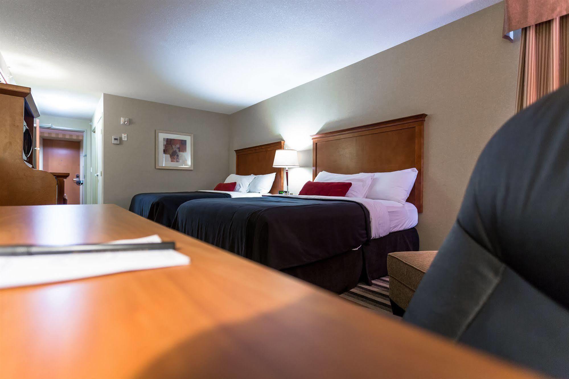 Days Inn & Suites By Wyndham Edmonton Airport Leduc Eksteriør billede