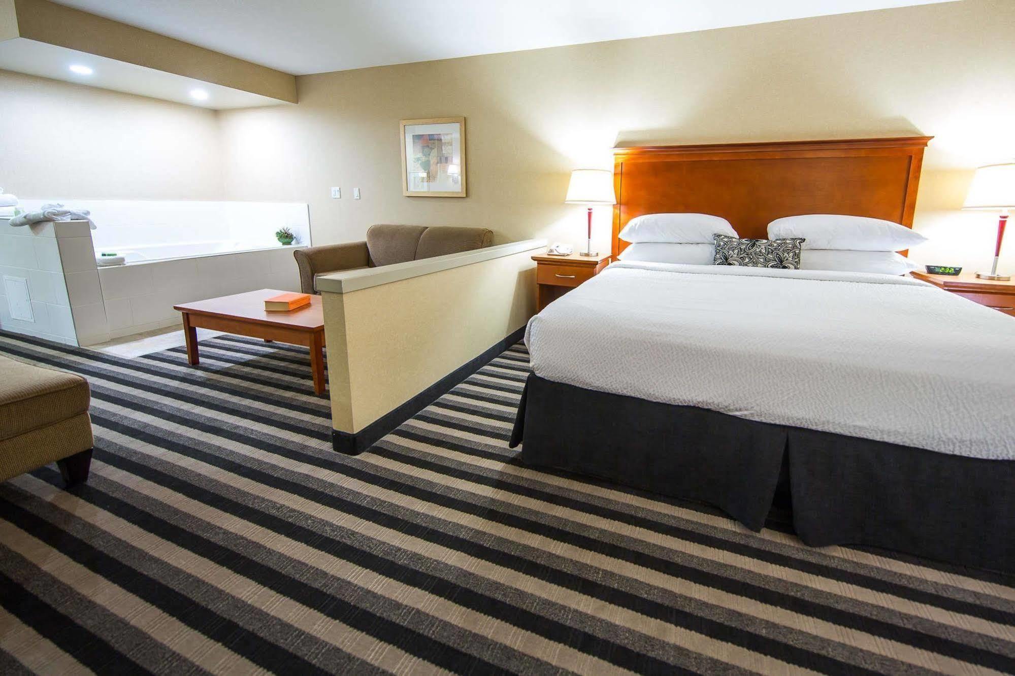 Days Inn & Suites By Wyndham Edmonton Airport Leduc Eksteriør billede
